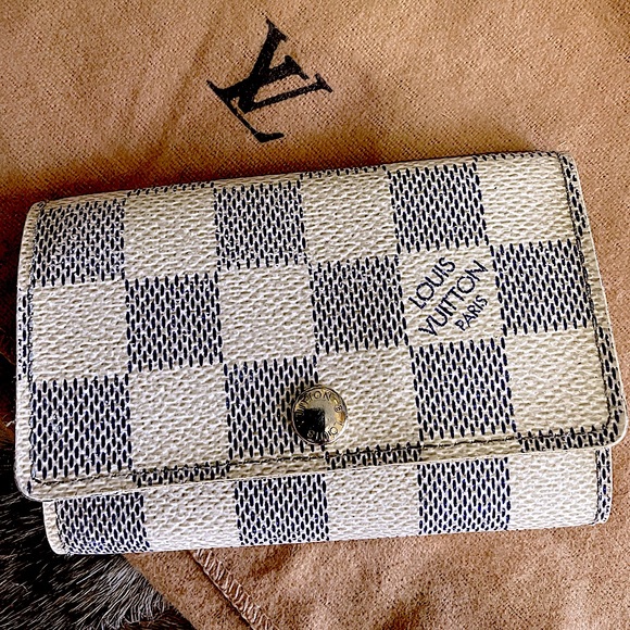 SOLDAuthentic Damier Azure Key Case /6 - Picture 2 of 14